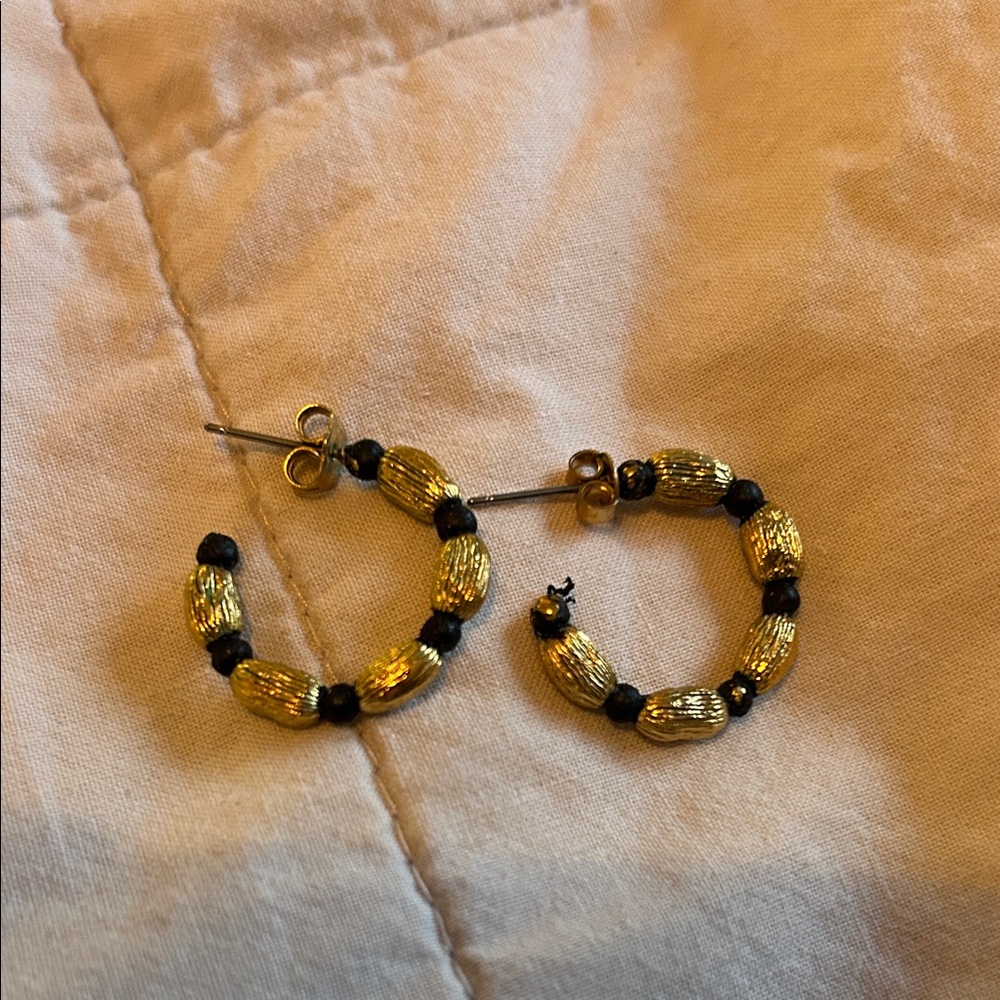 Sezane Gold and Black Beaded Earrings